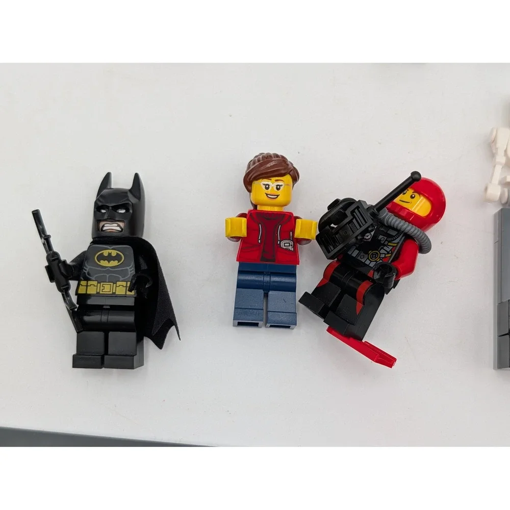 LEGO Minifigure Lot Batman Skeleton Alien City Figures‎ ATV Space Construction